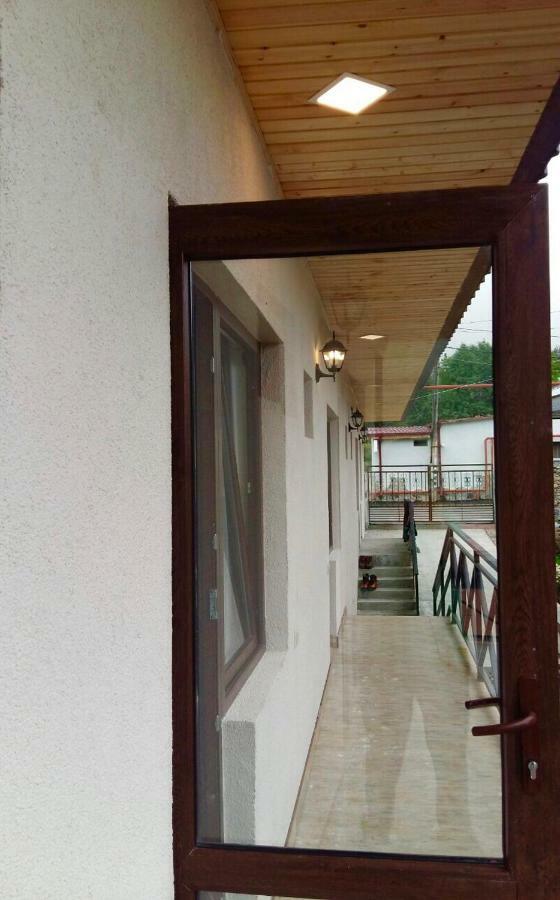 Soso Burduli'S Guesthouse Kazbegi Eksteriør bilde